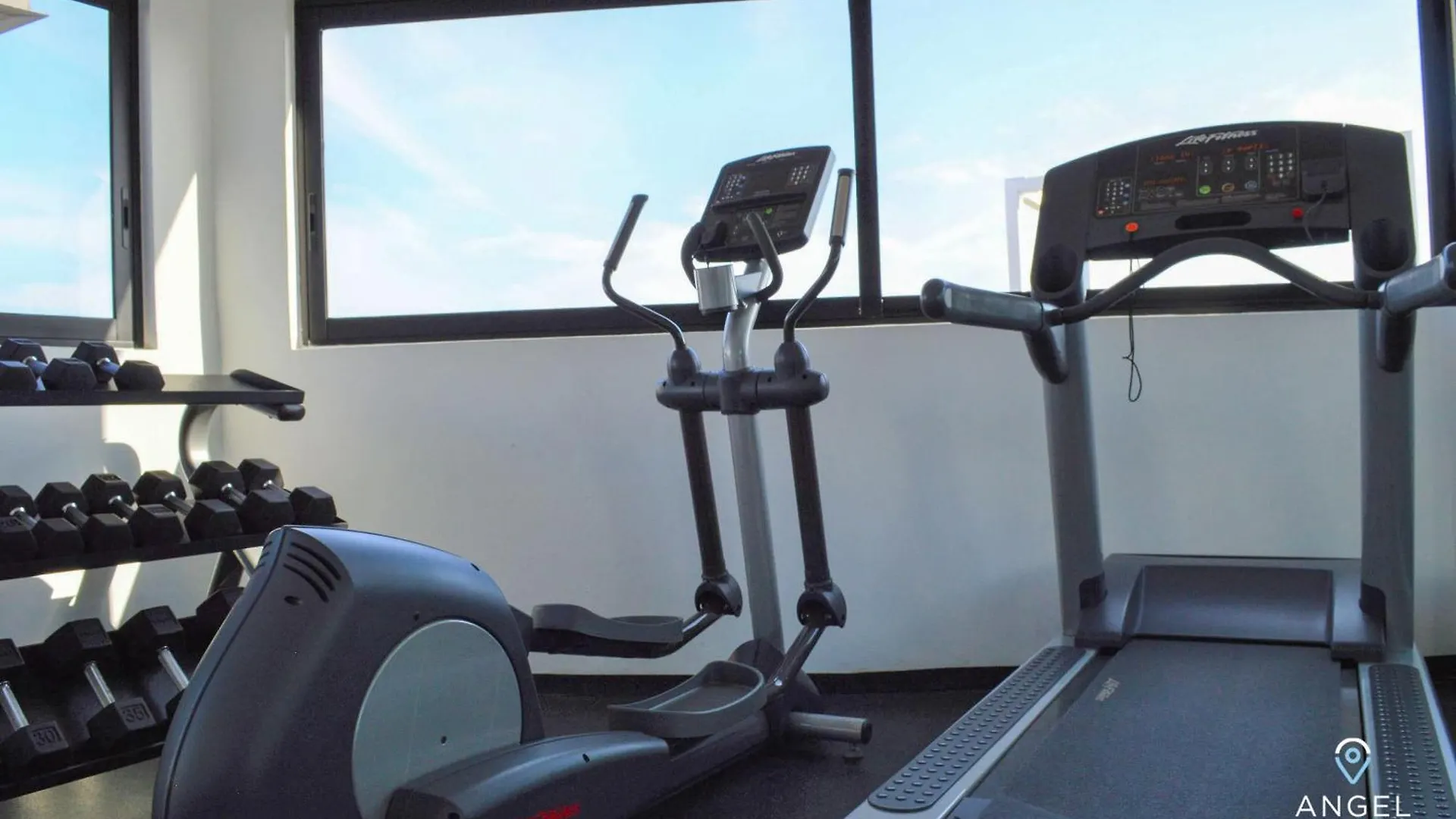2 Story With Spatub, Oceanview Roof Pool & Gym Onsite Playa del Carmen Mexico