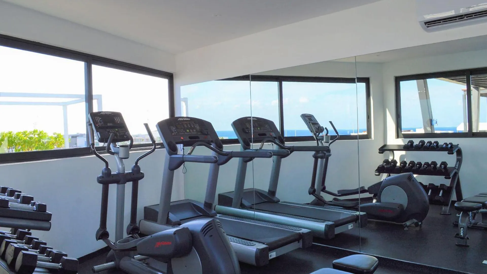 2 Story With Spatub, Oceanview Roof Pool & Gym Onsite Playa del Carmen 0*,  Mexico